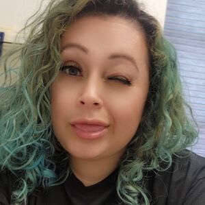 Meet your Posher, Adriana (Ady)